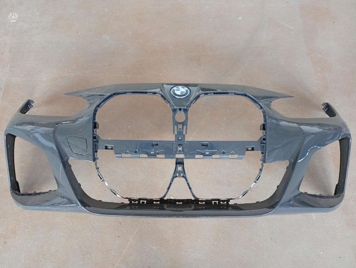 BMW i4 bumpers
