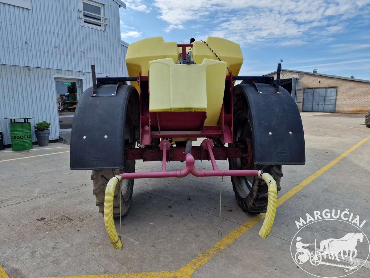 Hardi 4000 ltr., разбрызгиватели