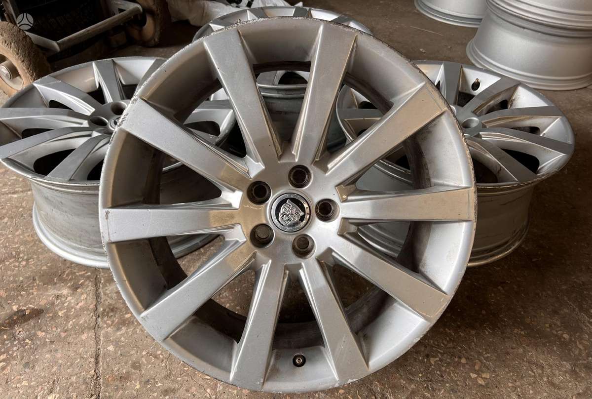 Jaguar, light alloy, R19