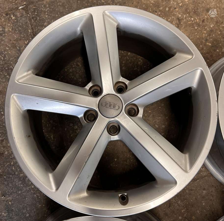 Audi, light alloy, R18