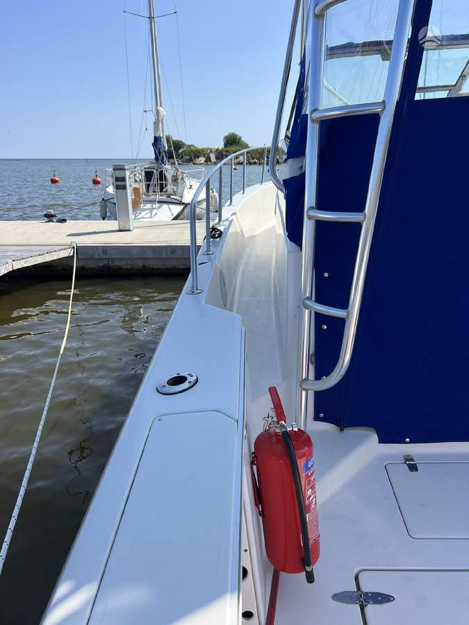 PROLINE 2950 Walkaround, яхты / катера