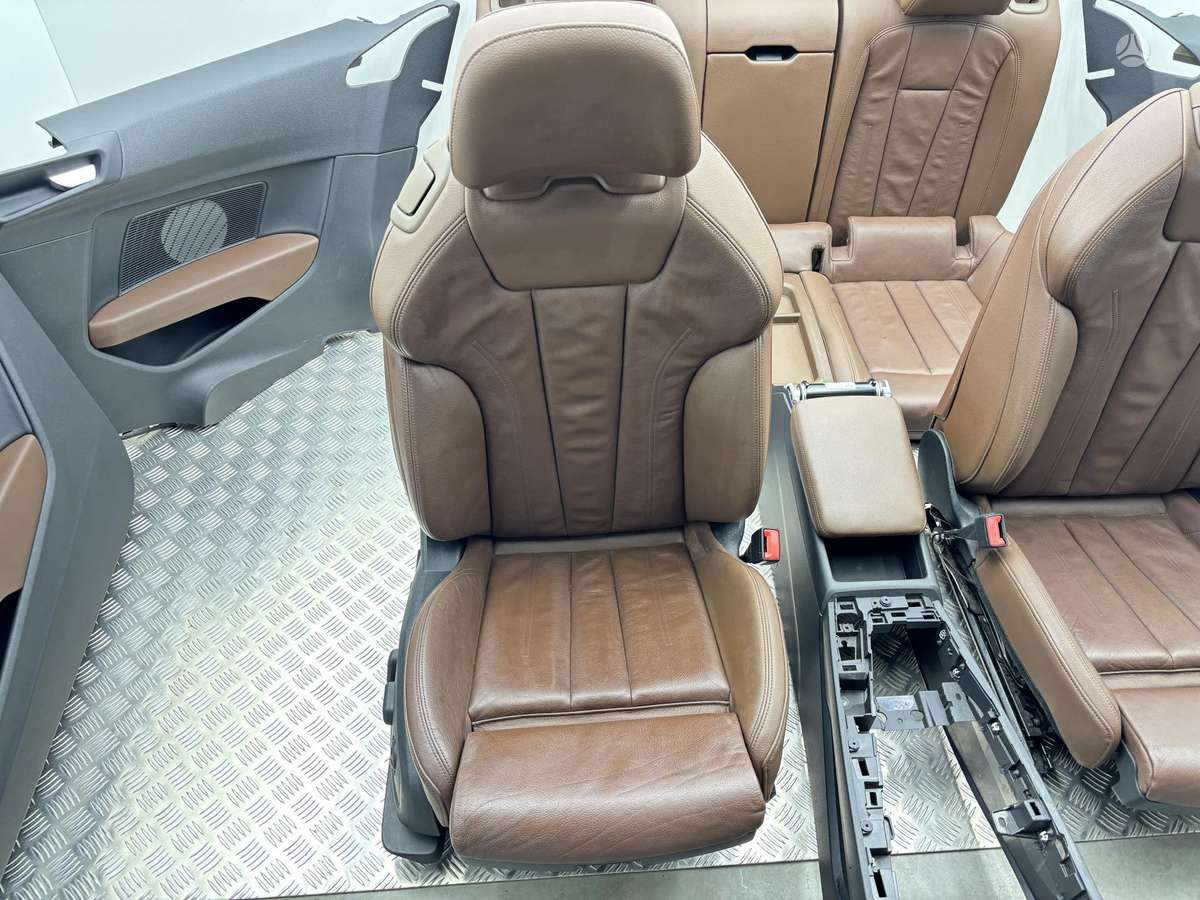 Audi A5 детали салона