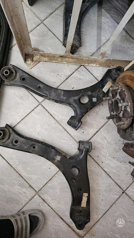 Ford Transit važiuoklės, transmisijos dalys