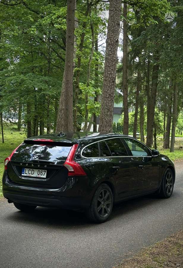 Volvo V60, 2.0 l., universalas