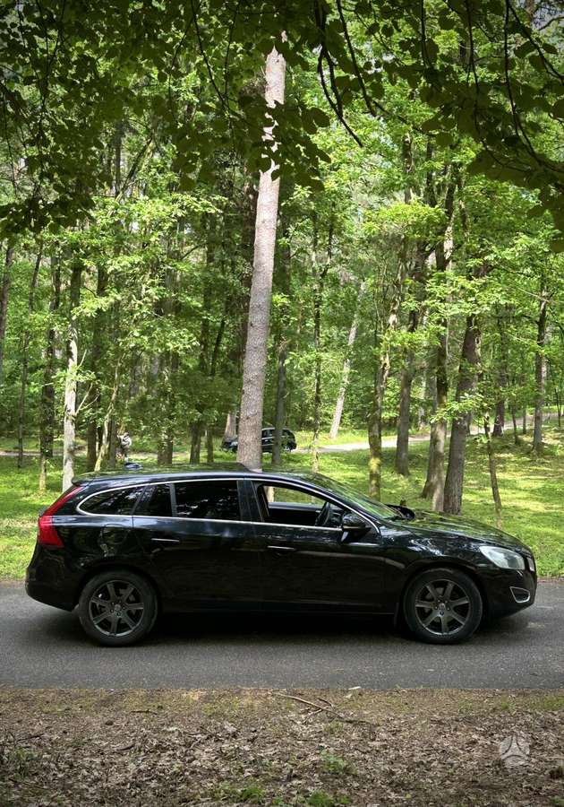 Volvo V60, 2.0 l., universalas