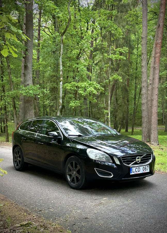 Volvo V60, 2.0 l., universalas