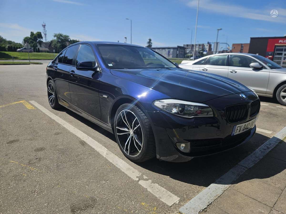 BMW 535, 3.0 l., Седан