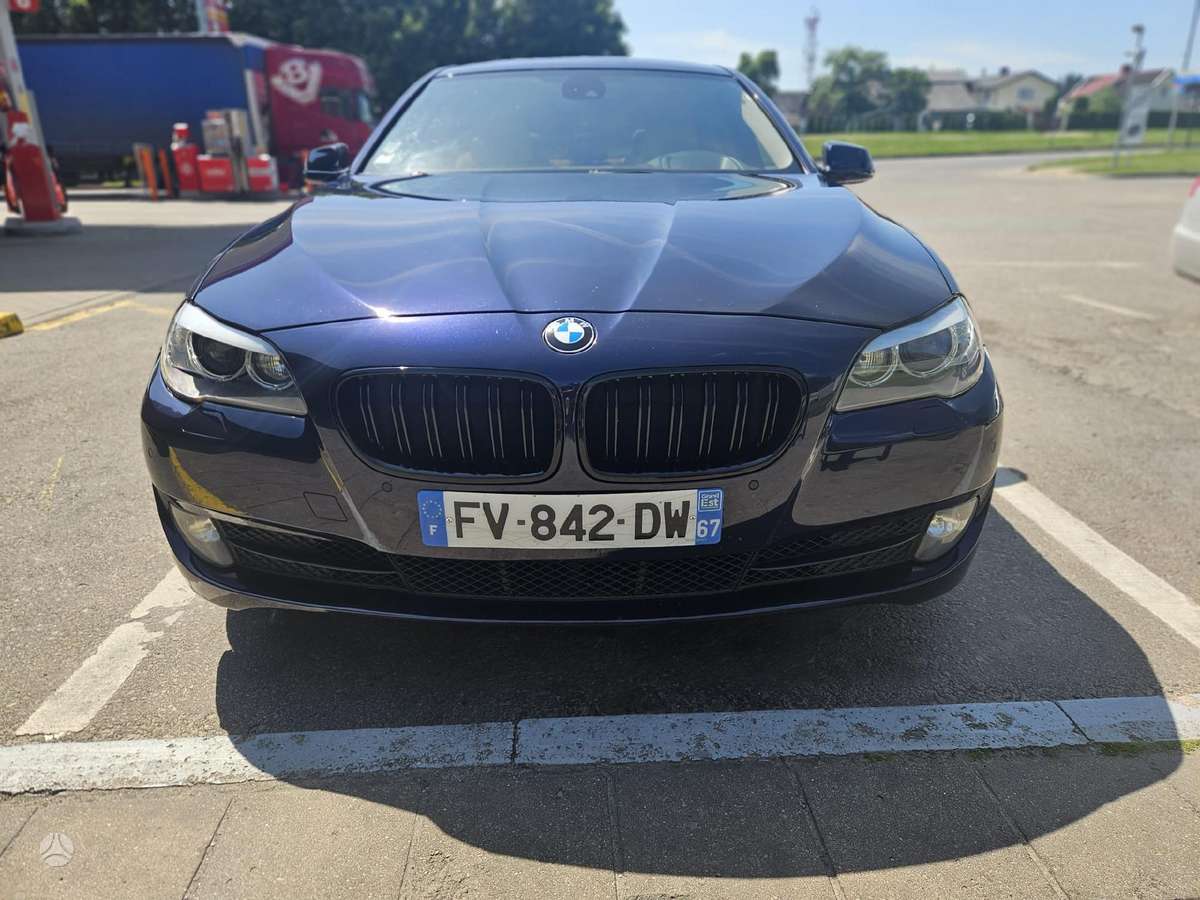BMW 535, 3.0 l., Седан