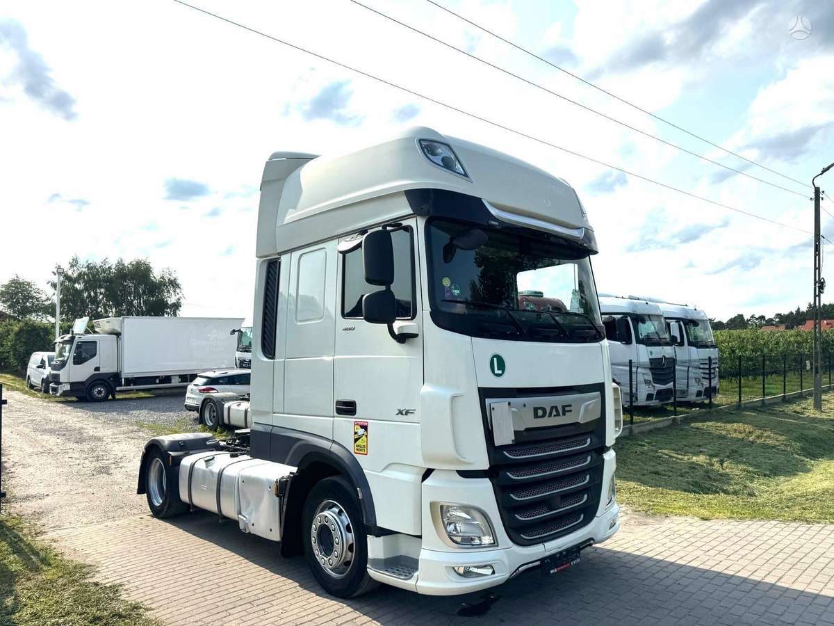DAF XF 480 Mega Super Space Cab, double sleeper