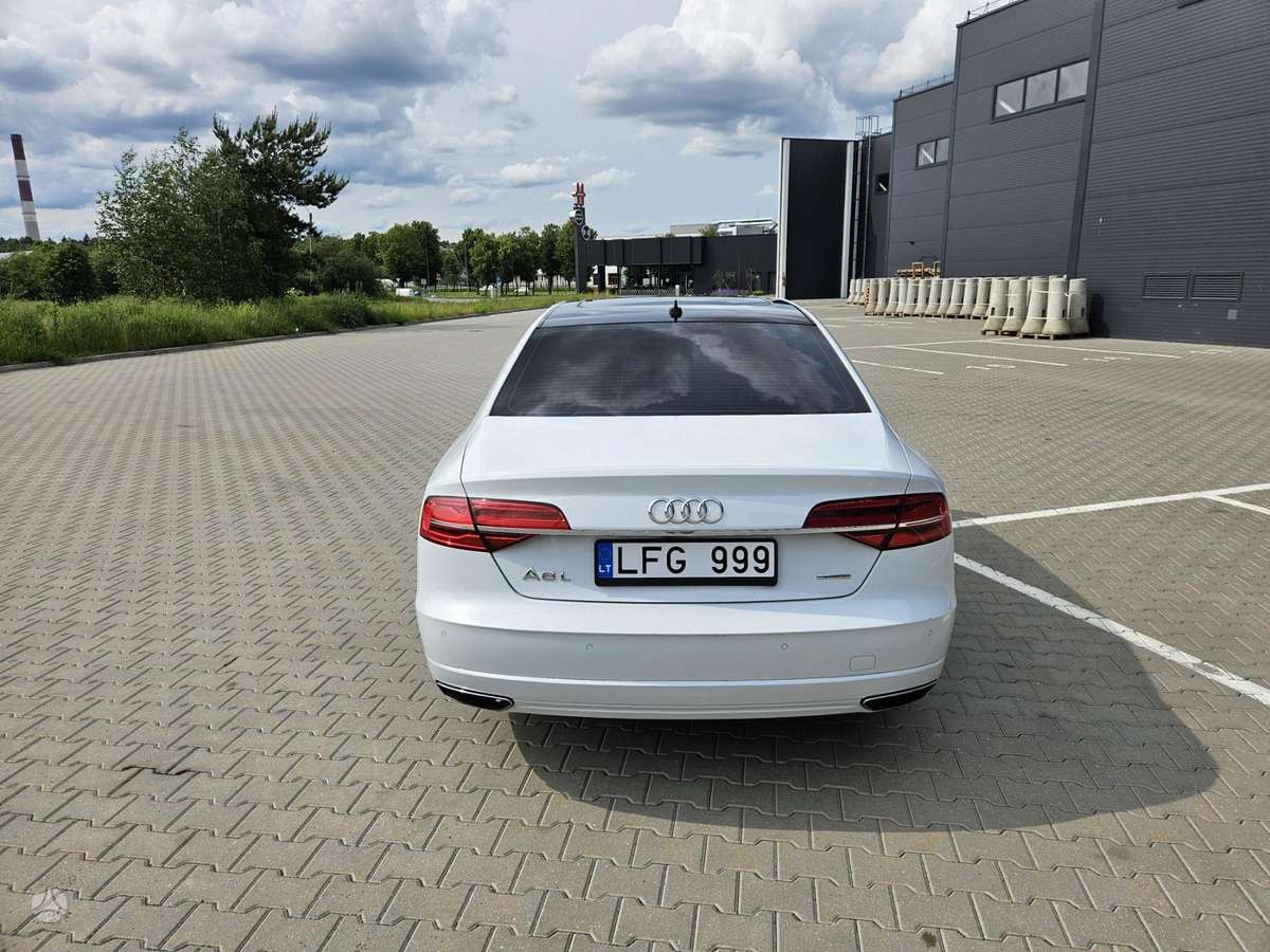 Audi A8 L, 3.0 l., limousine