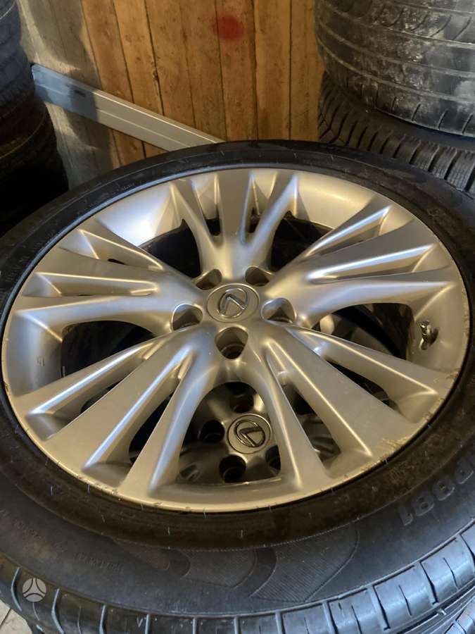 Lexus, vieglmetāla, R19