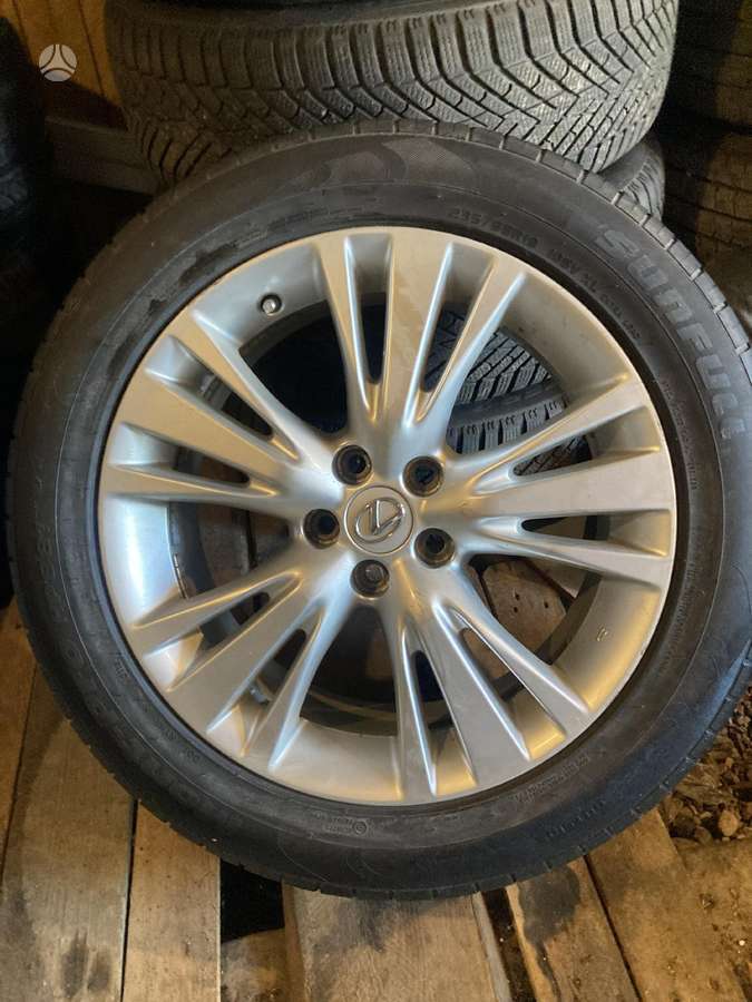 Lexus, vieglmetāla, R19