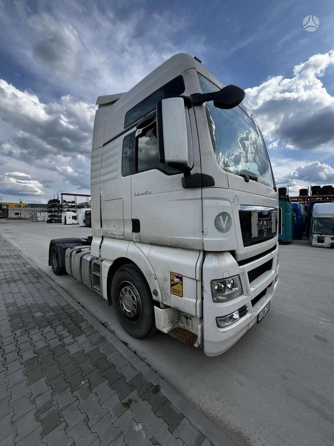 MAN TGX, semi-trailer trucks