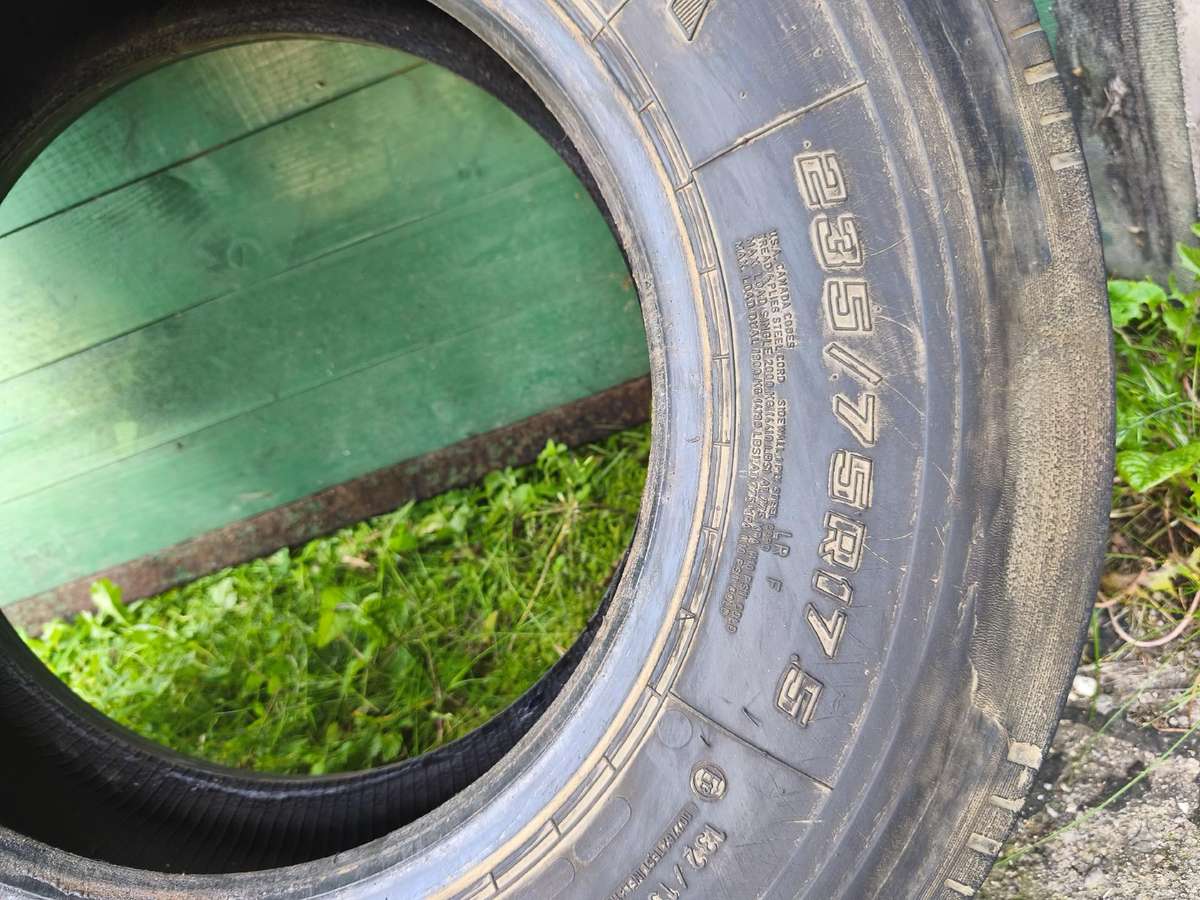 Continental, summer 235/75 R17,5