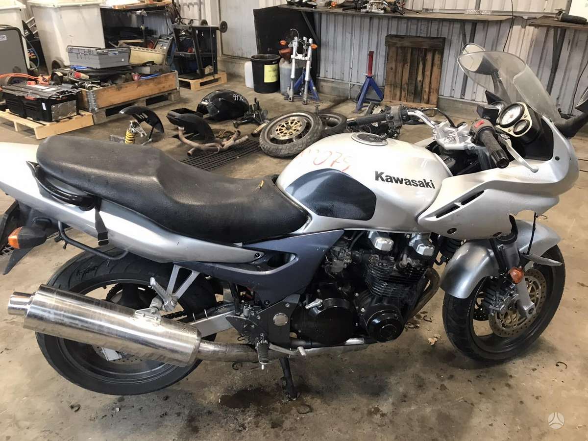 Kawasaki ZR, street / classic