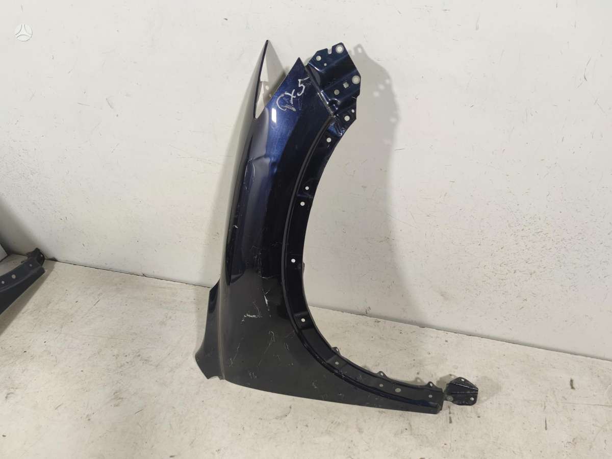 Mazda CX-5 fenders, front grill