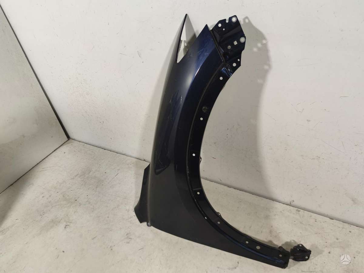 Mazda CX-5 fenders, front grill