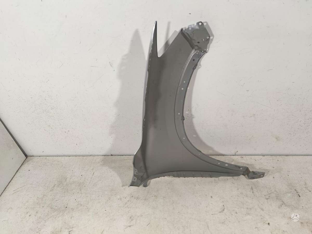 Mazda CX-5 fenders, front grill