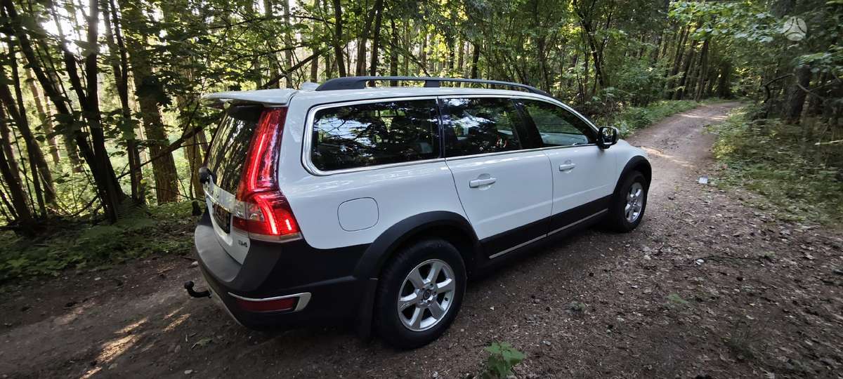 Volvo XC70, 2.0 l., Универсал