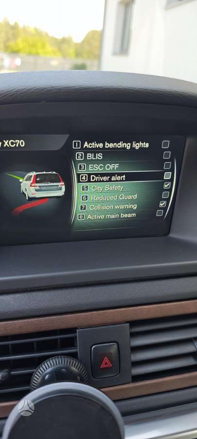Volvo XC70, 2.0 l., wagon