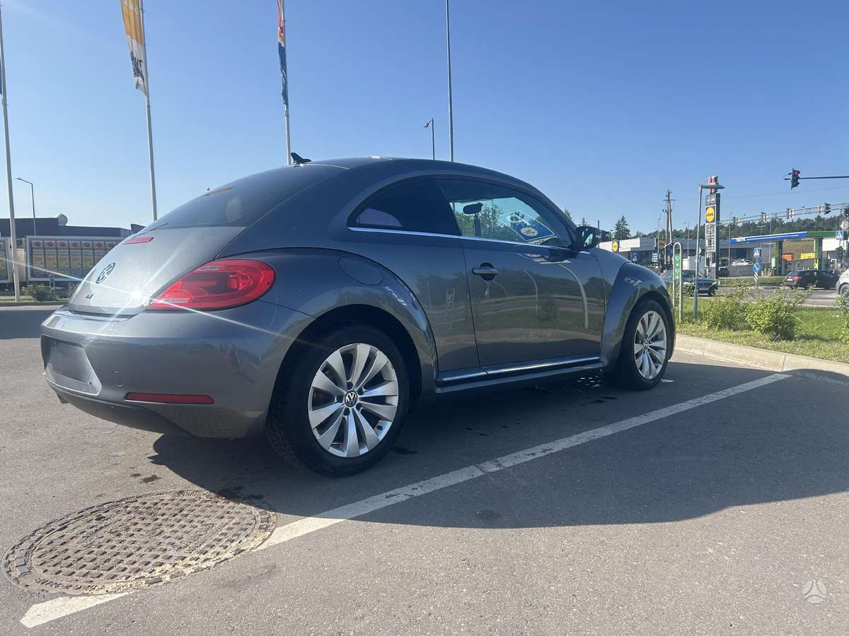 Volkswagen Beetle, 2.0 l., hatchback