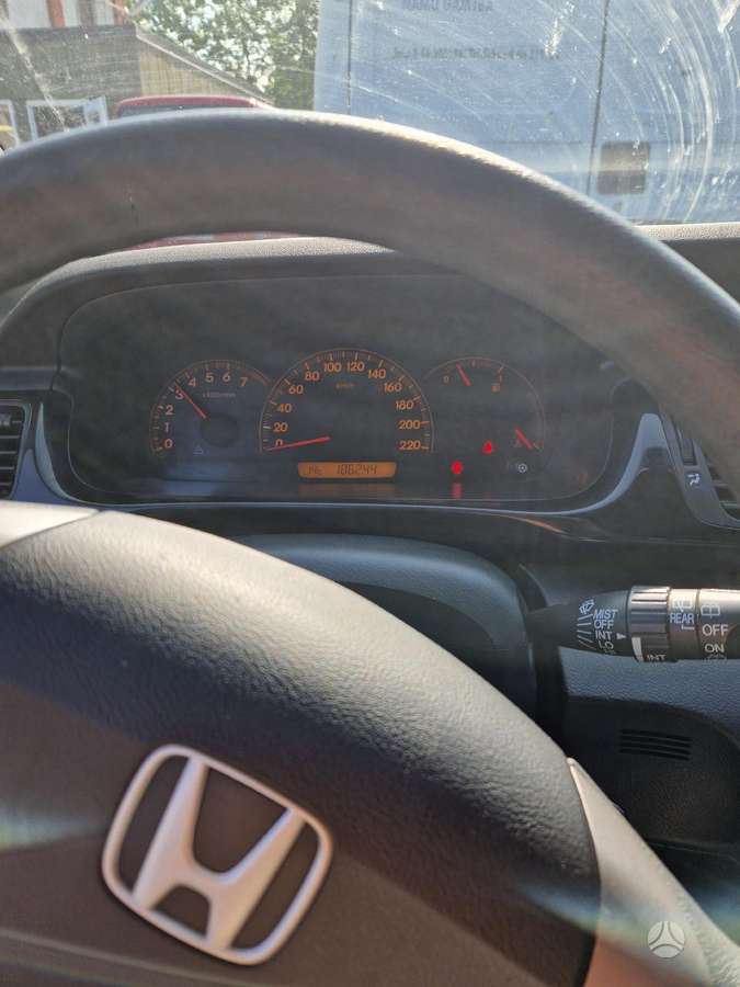 Honda FR-V