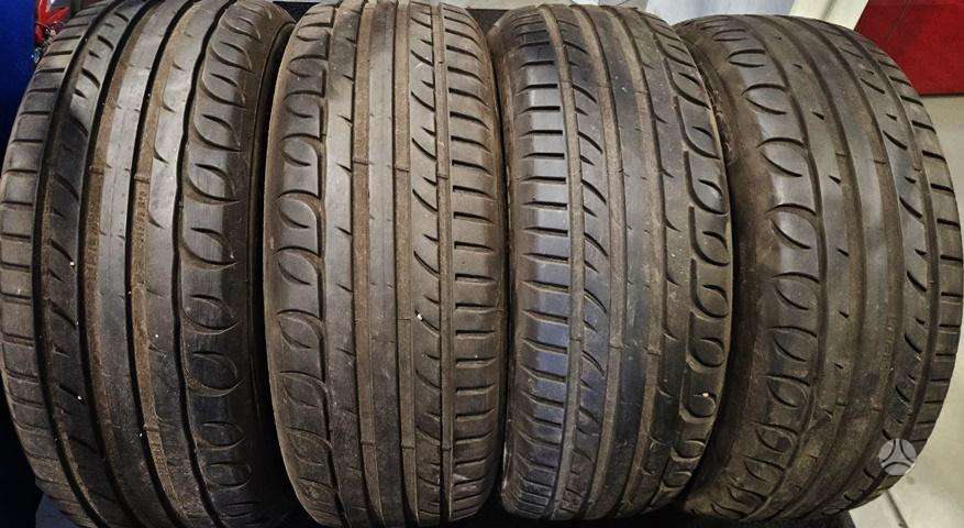 Orium UHP, summer 215/55 R18