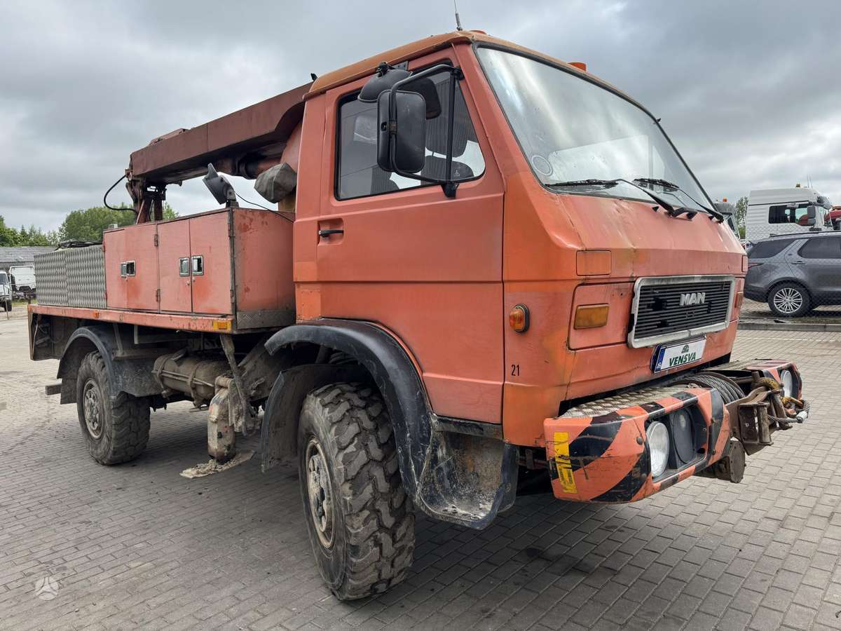 MAN 9.150 4x4 14m., boom lift