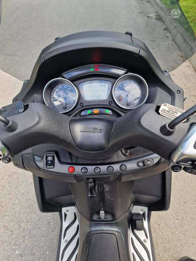 Piaggio MP3 500cc, трициклы