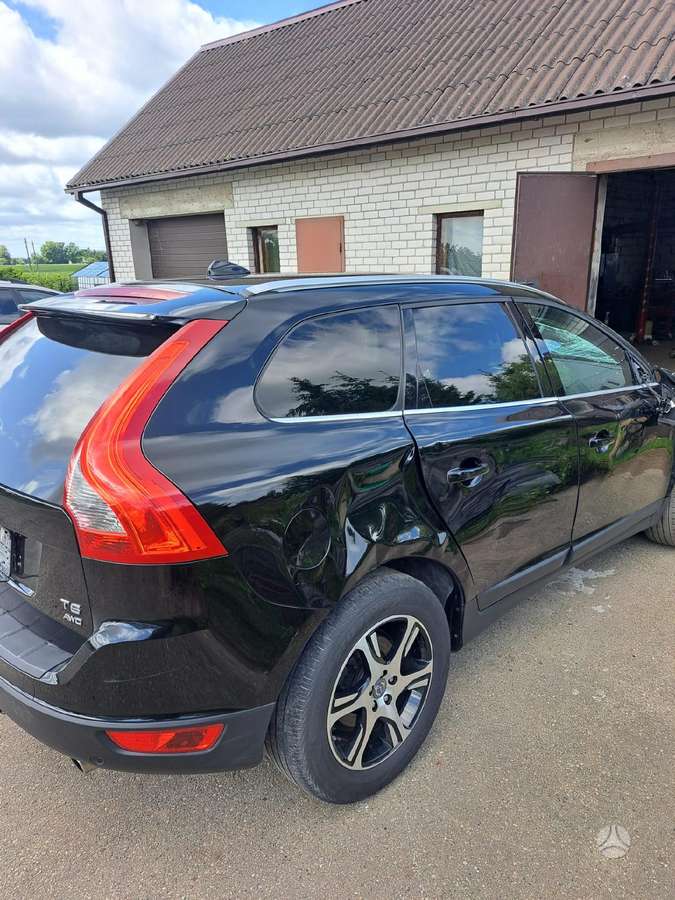 Volvo XC60 Rida 200k t6