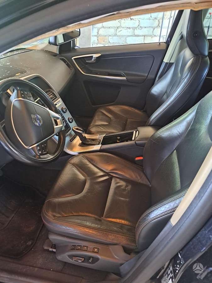 Volvo XC60 Rida 200k t6