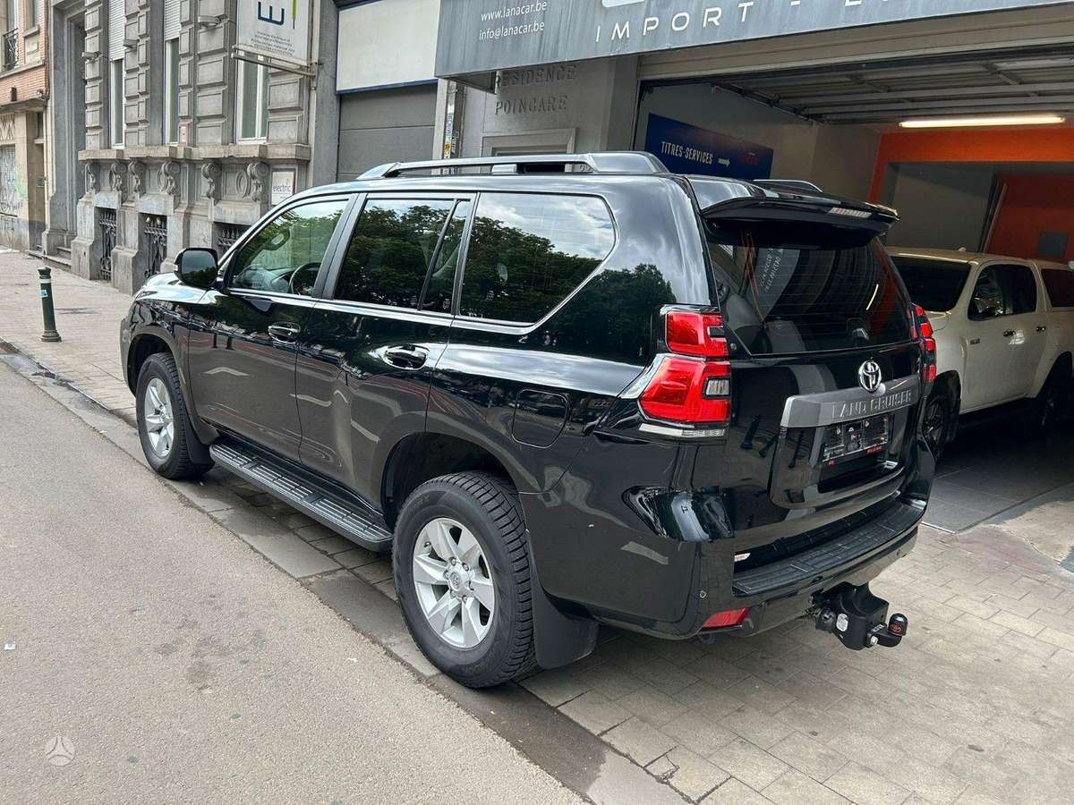 Toyota Land Cruiser dalimis