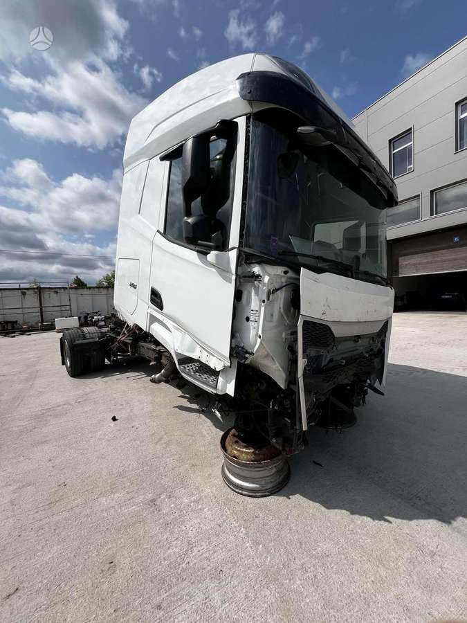 DAF XG480FT, vilkikai