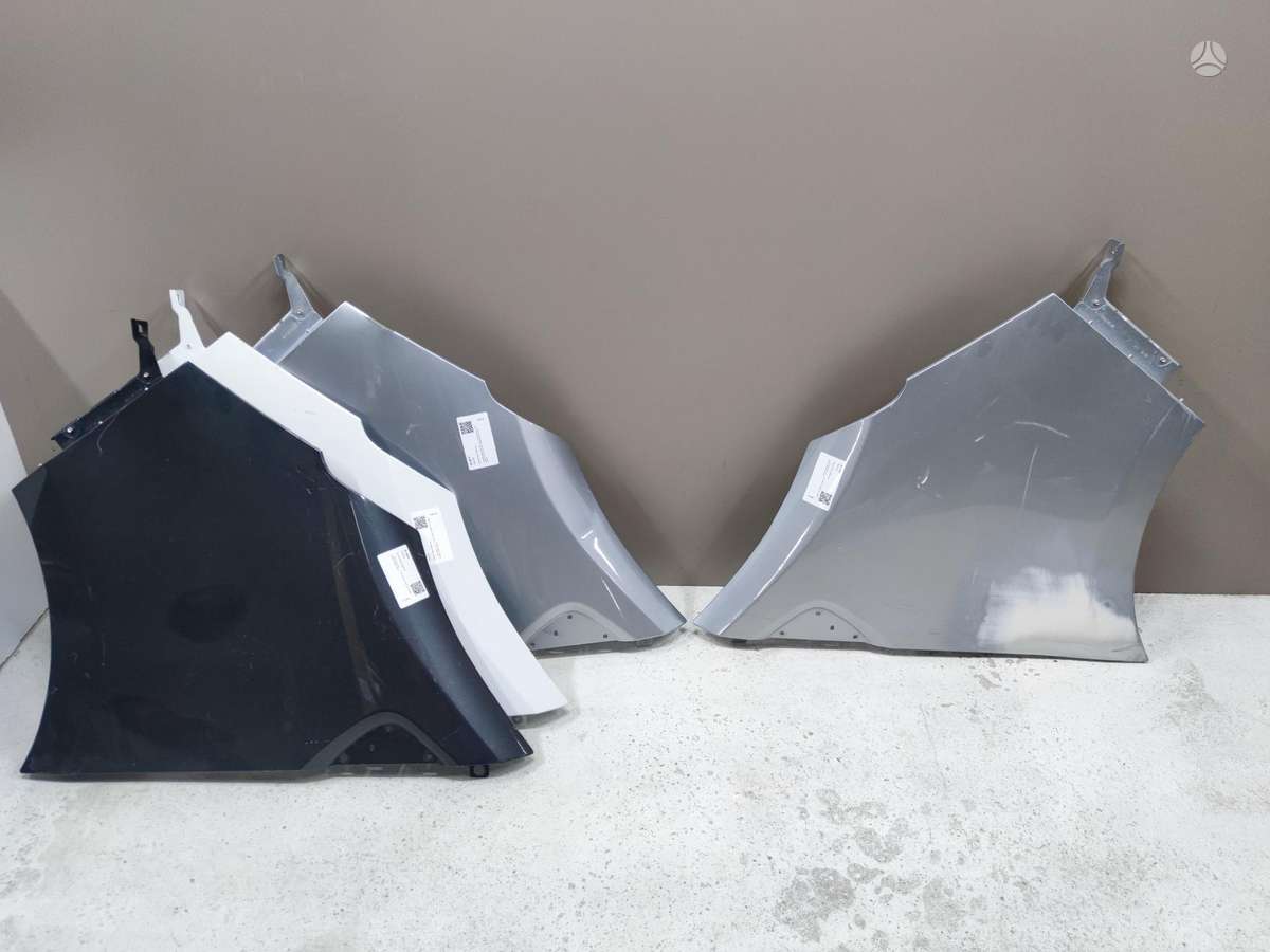 Renault Trafic bumpers, fenders