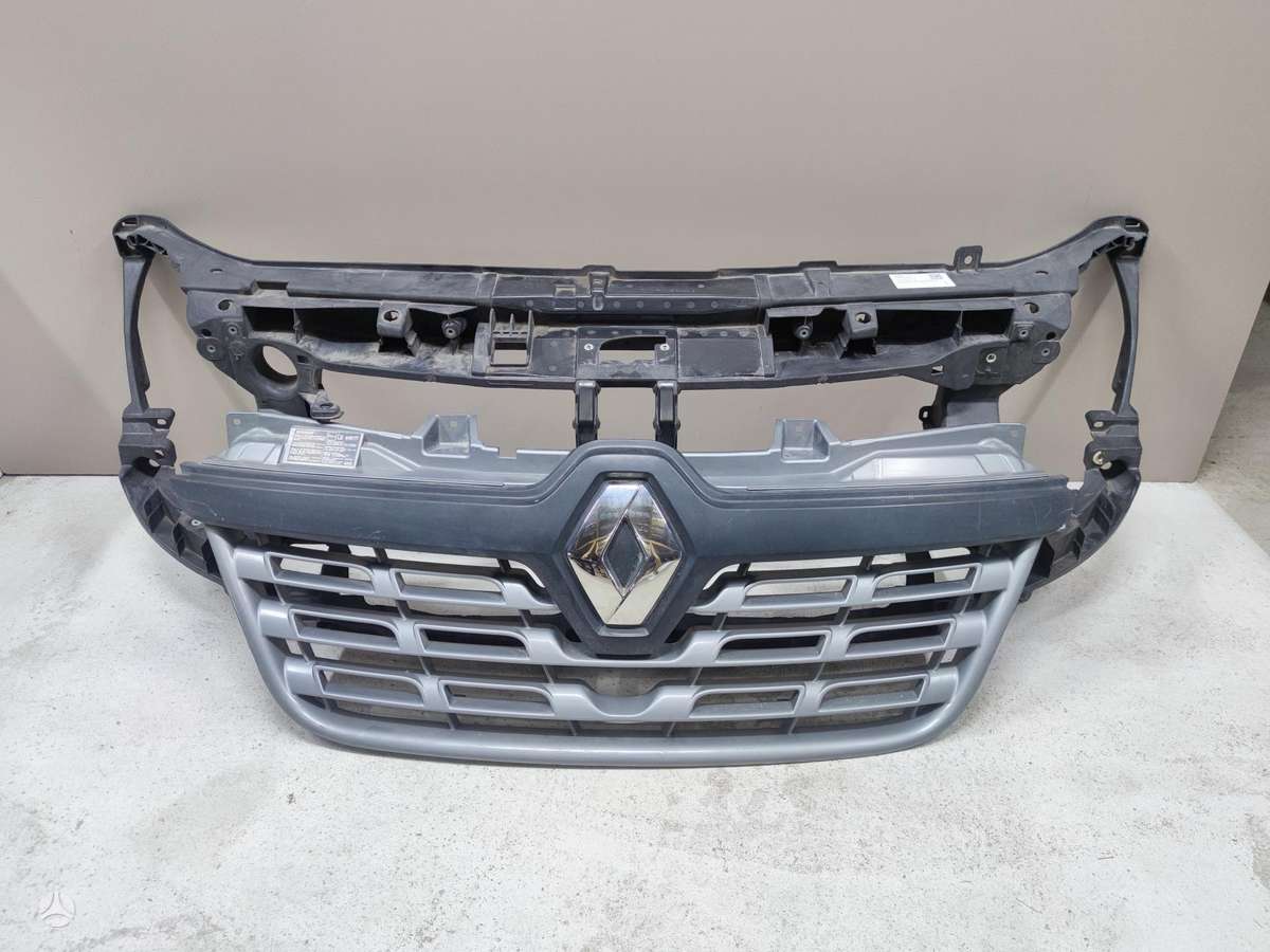Renault Master žibintai, apdailos grotelės