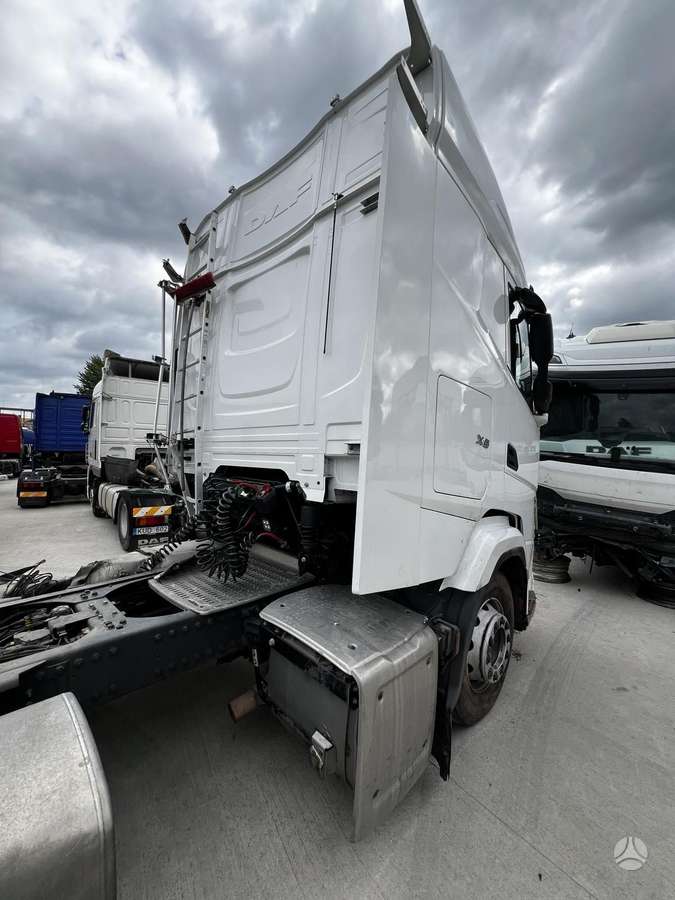 DAF XG480FT, semi-trailer trucks