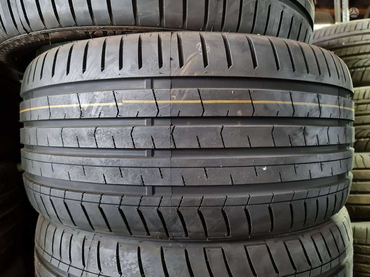 Austone Kustone P9, summer 275/35 R21