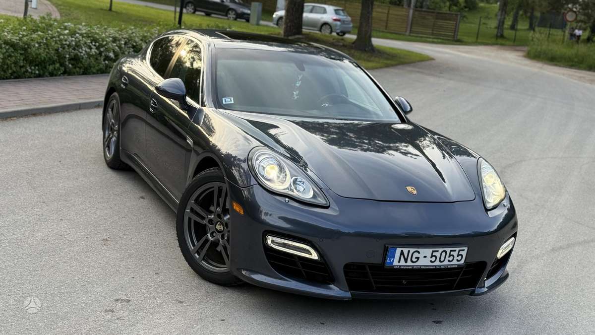 Porsche Panamera, 4.8 l., hatchback