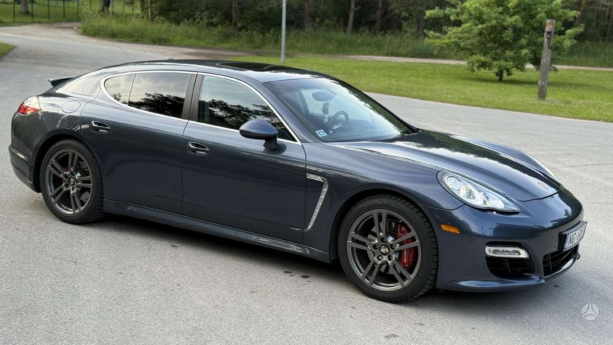 Porsche Panamera - 9