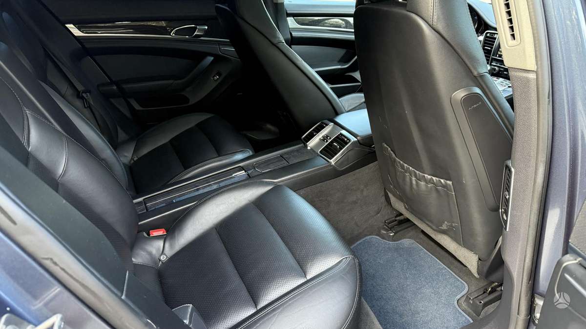 Porsche Panamera, 4.8 l., hatchback