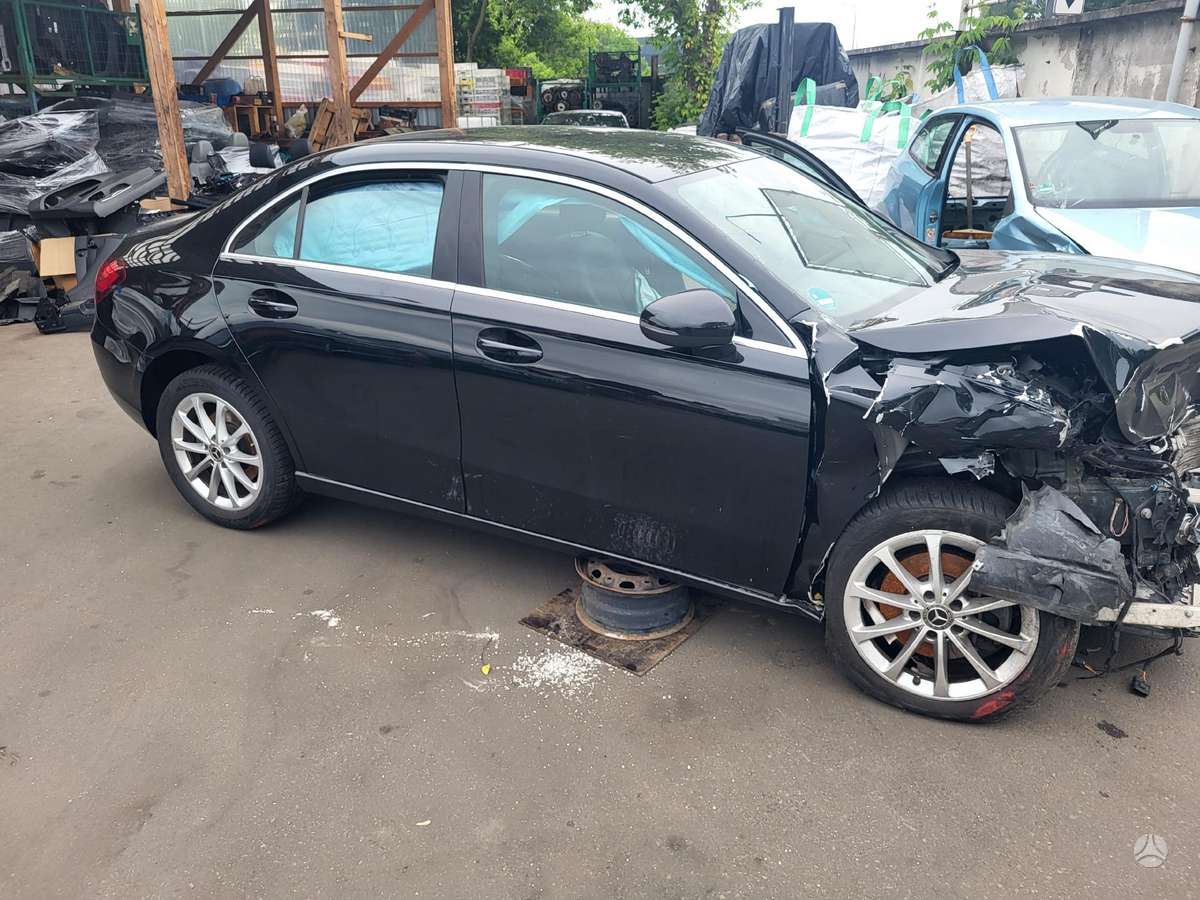 Mercedes-Benz A klasė dalimis