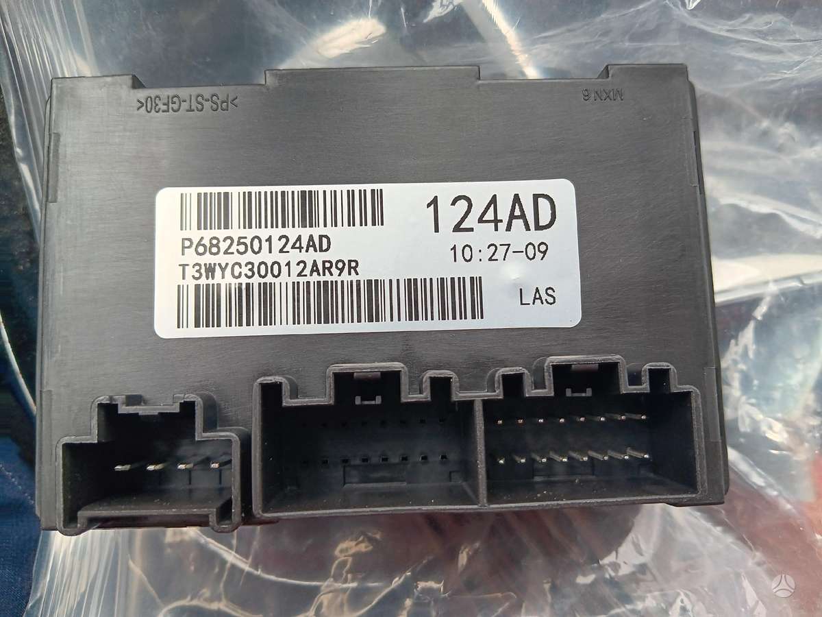 Jeep Grand Cherokee engine parts