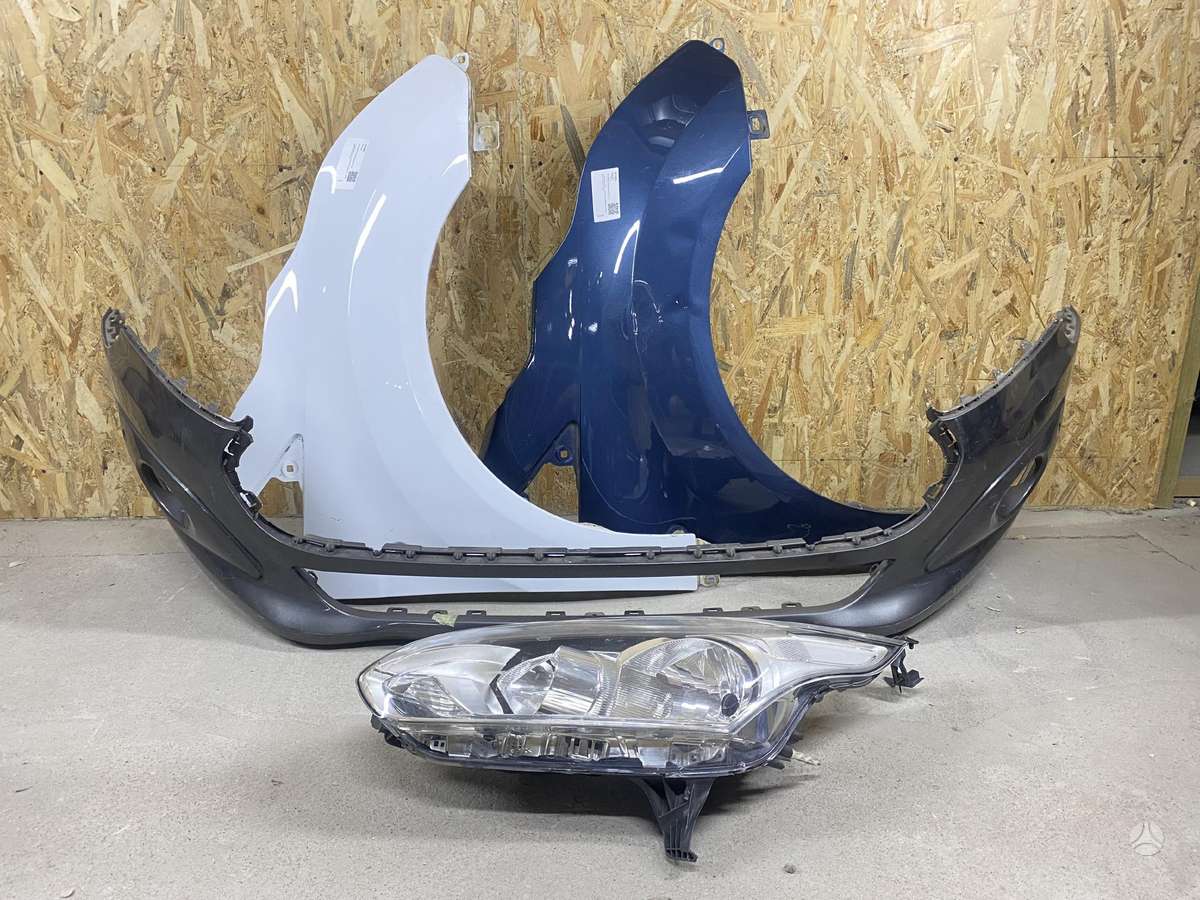 Ford Transit Connect kėbulo dalys