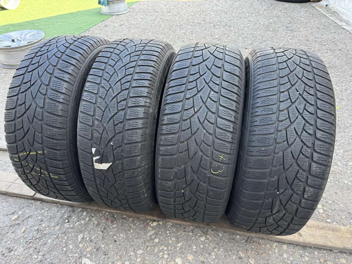 Dunlop 4-5mm, universalios 225/55 R17