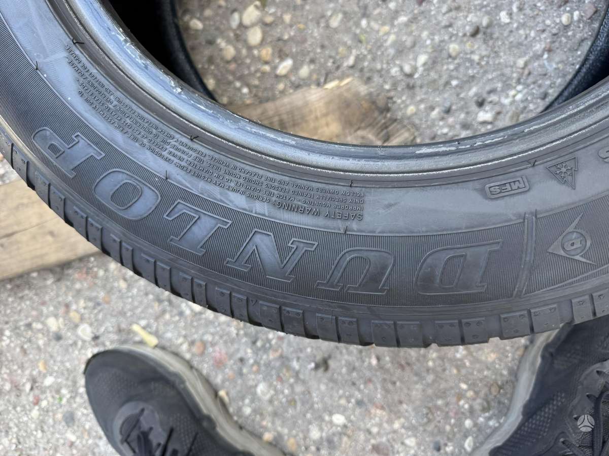 Dunlop 4-5mm, universalios 225/55 R17