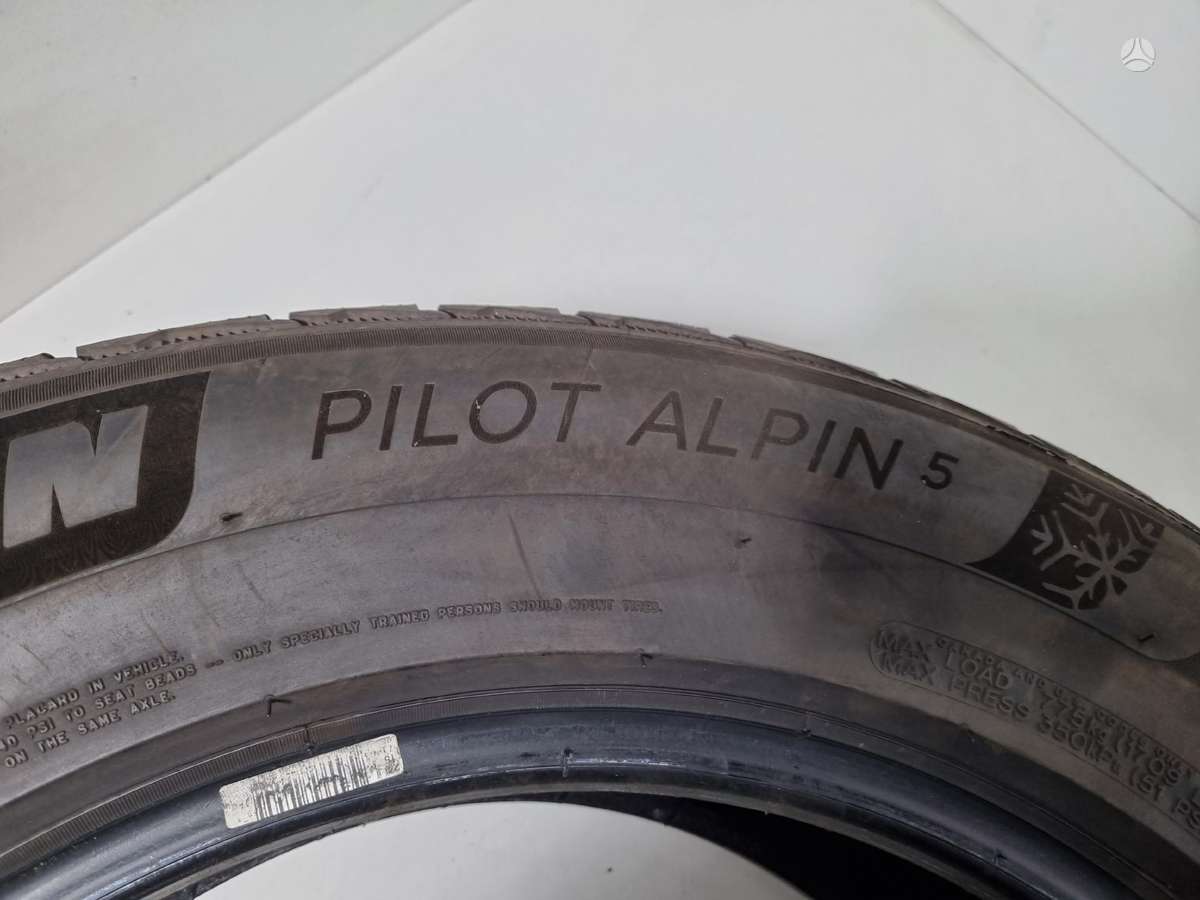 Michelin 6mm, 2022m, winter 215/65 R17