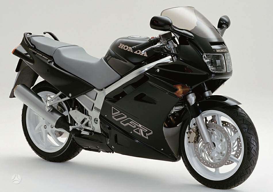 Honda VFR (Crosstourer / Crossrunner), street / classic
