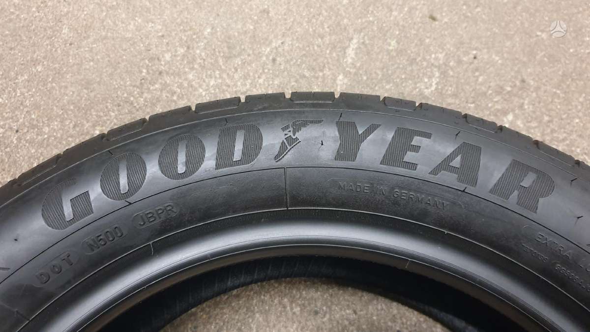 Goodyear EfficientGripPerformance NAUJA, summer 225/55 R17