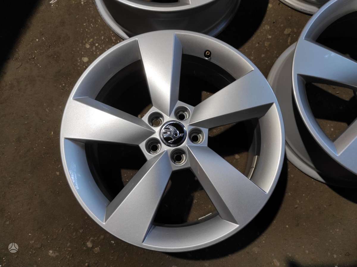 Skoda, lengvojo lydinio, R17