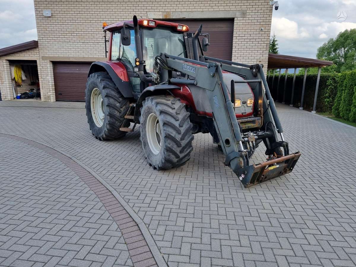 Valtra T120, traktoriai